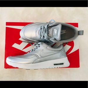 Nike Air Max Thea Metallic Silver Women’s 5.5